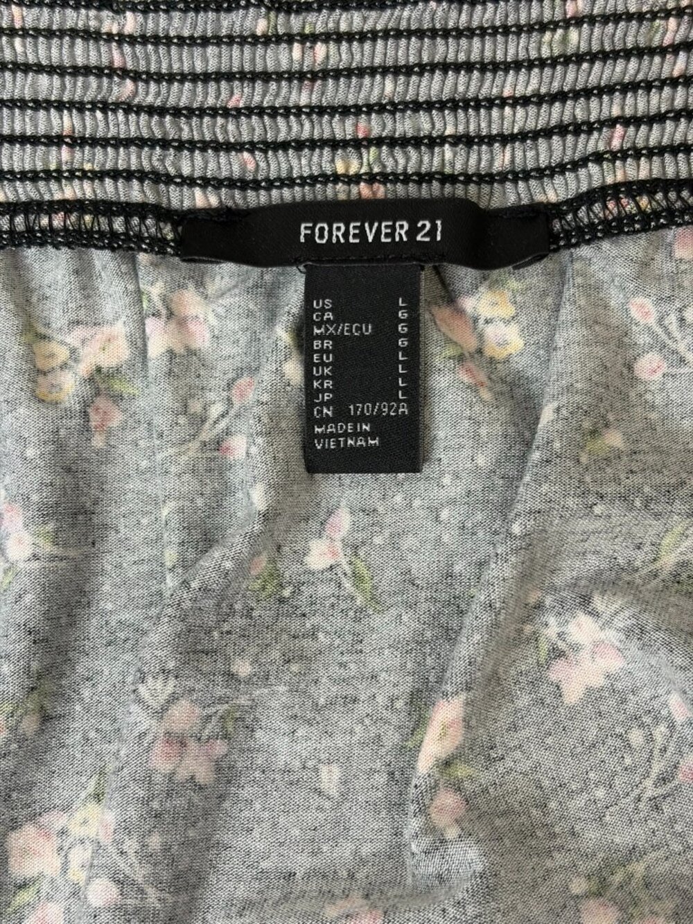 Forever 21 Black Floral Smocked Crop Top Size L Puff Sleeve Cottagecore Boho - Picture 6 of 10